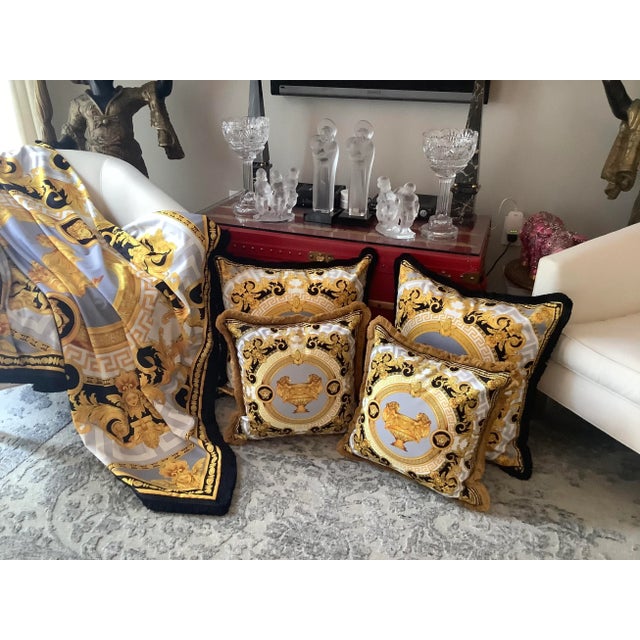 Italian Versace Style XL Custom Made Lion & Urn Velvet Pillows- a Pair For Sale - Image 3 of 13