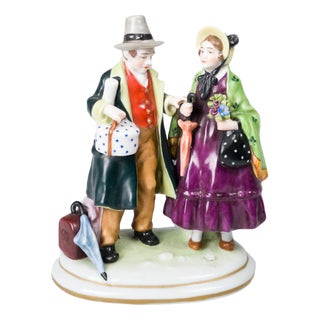 Traveling Couple Figurine from Capodimonte For Sale