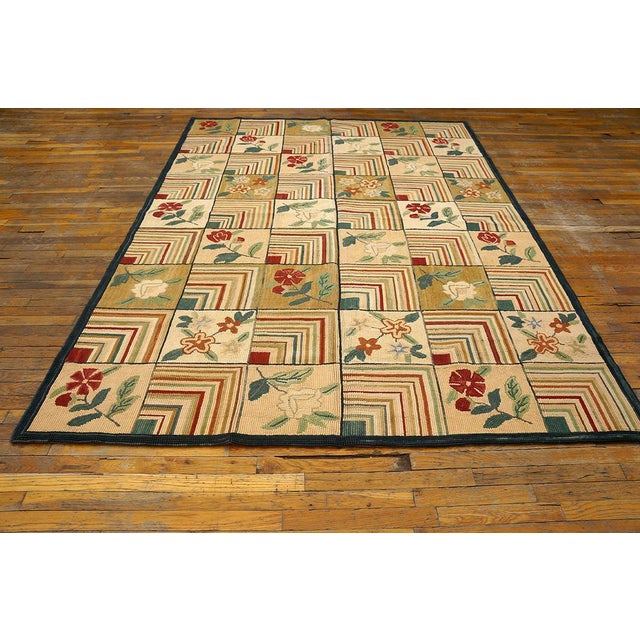 American hook rug 8'0" x 10'0". Wool. Hand-woven American Hooked Rugs Contemporary American Hooked carpet utilizing strips...
