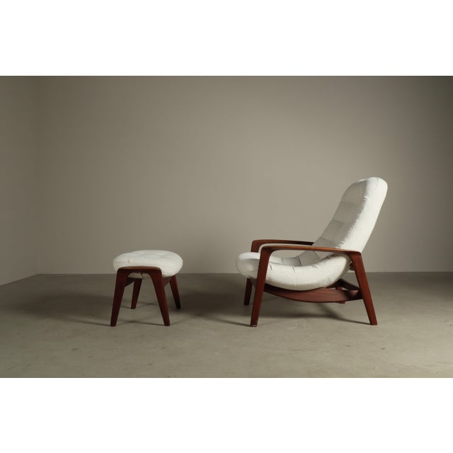 1970s Set of Vintage Teak Scoop Chair with Ottoman by R.Huber & Co, 1960s For Sale - Image 5 of 17