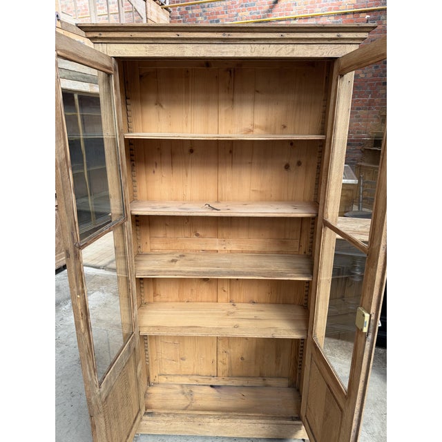 Early 20th Century Oak Display Cabinet For Sale - Image 6 of 10