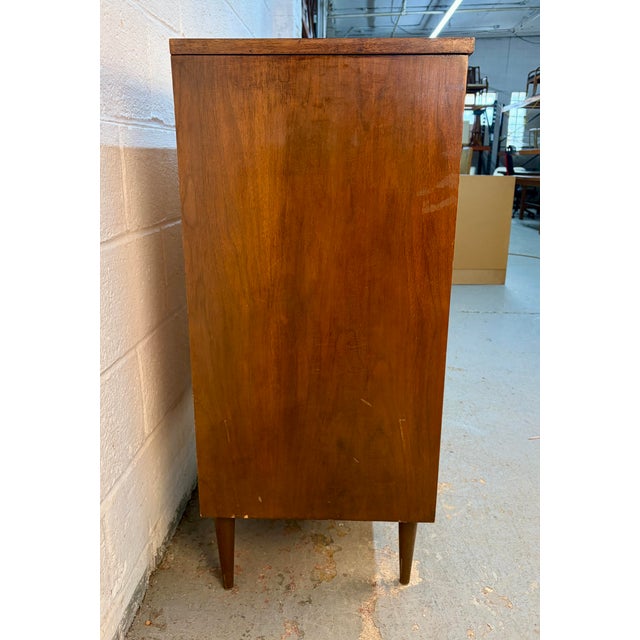 Mid 20th Century Mid 20th Century Modern 4-Drawer Walnut Highboy Dresser For Sale - Image 5 of 14