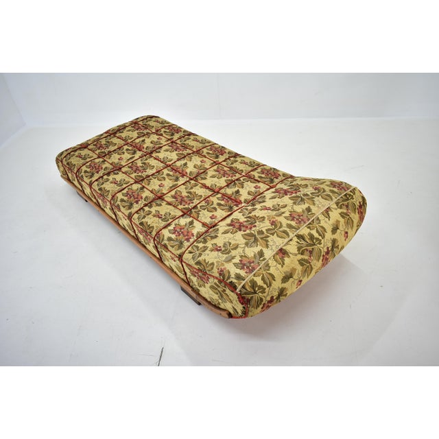 Daybed by Jindřich Halabala, Czechoslovakia, 1940s For Sale - Image 10 of 18