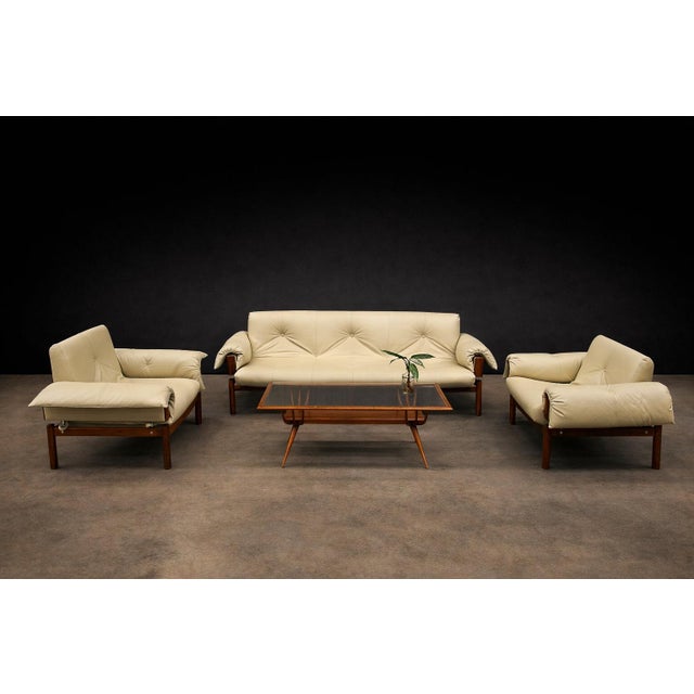 Wood Coffee Table in Caviuna Wood & Glass, Giuseppe Scapinelli, 1950s For Sale - Image 7 of 9