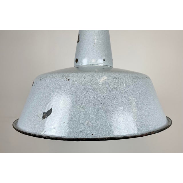 Industrial Grey Enamel Factory Hanging Lamp with Cast Iron Top, 1960s For Sale - Image 4 of 17