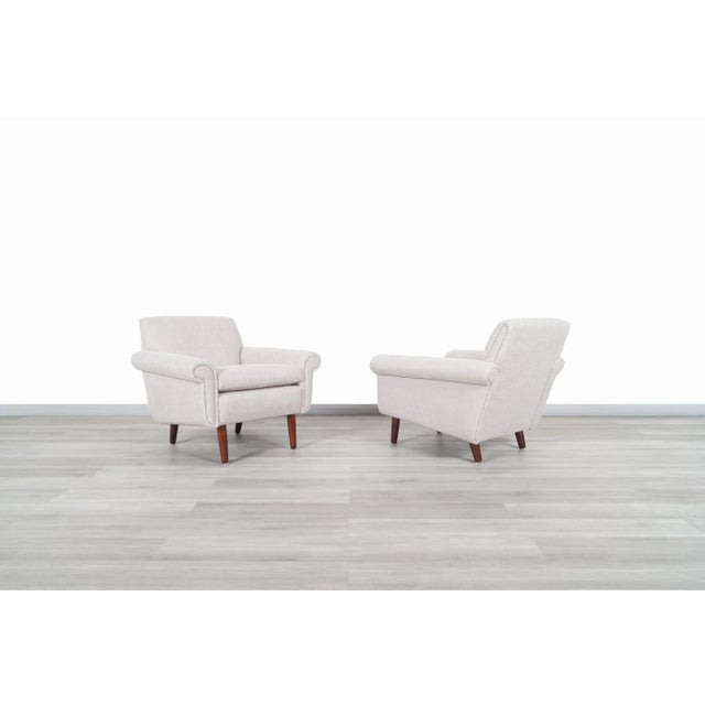 Mid-Century Modern Rosewood Lounge Chairs, 1960s For Sale - Image 4 of 13