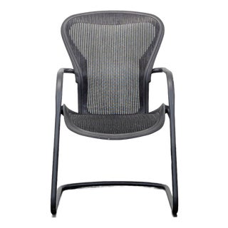Herman Miller Aeron Black Mesh Cantilever Guest Chair For Sale