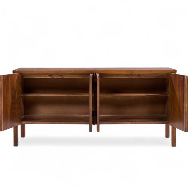 Kent Coffey Perspecta Mid 20th Century Walnut Buffet Credenza For Sale In Chicago - Image 6 of 9