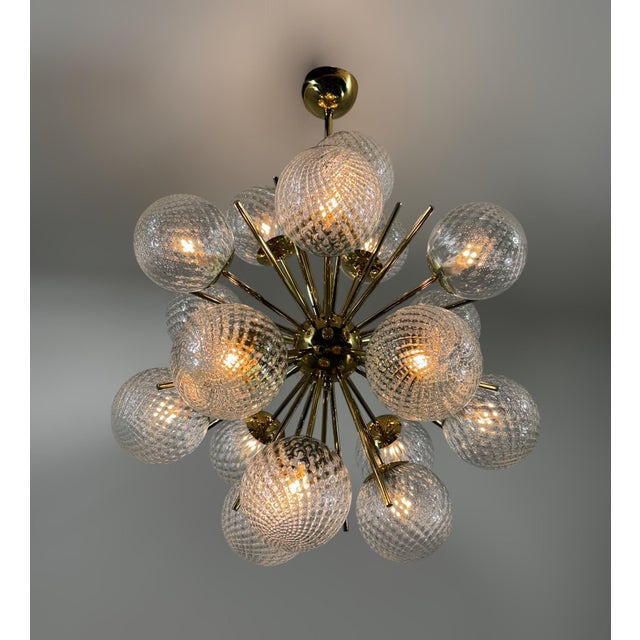 Glass 21st Century Diciotto Balloton Murano Sputnik Chandelier by Fabio LTD For Sale - Image 7 of 9