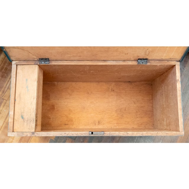 18th or 19th Century Blue Painted American Blanket Chest, New York or New England For Sale - Image 12 of 18