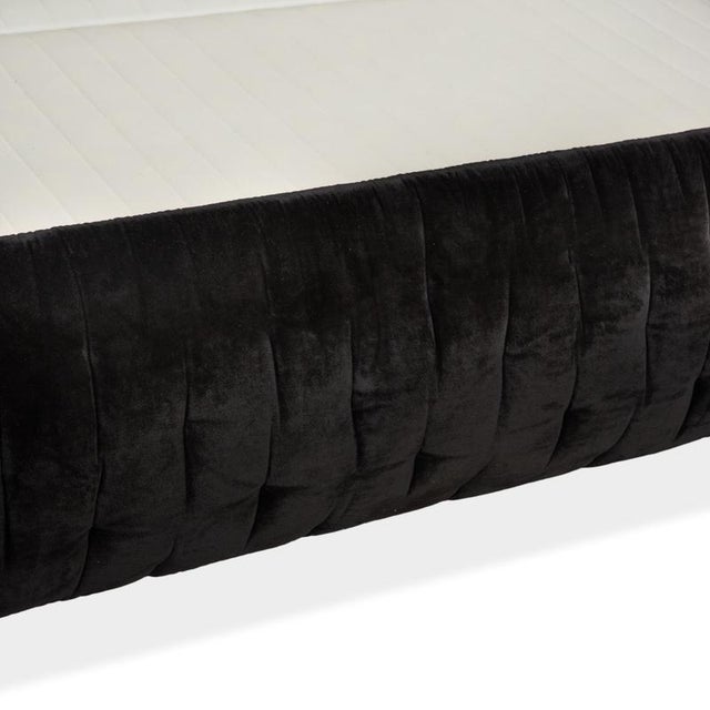 Feya Bed in Black Velour from Bretz For Sale - Image 5 of 12