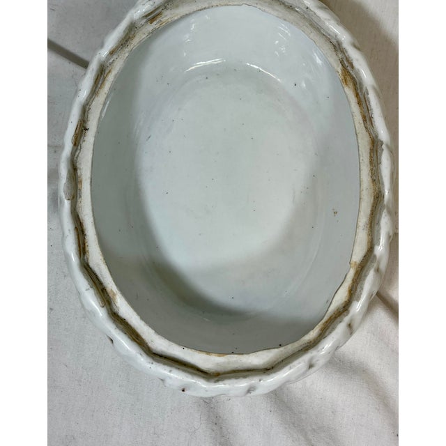 Antique 19th Century Staffordshire Porcelain Hen on a Basketweave Nest From England For Sale - Image 10 of 12