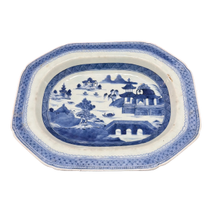 Antique Chinese Blue and White Canton Porcelain Deep Platter, Circa 1830s