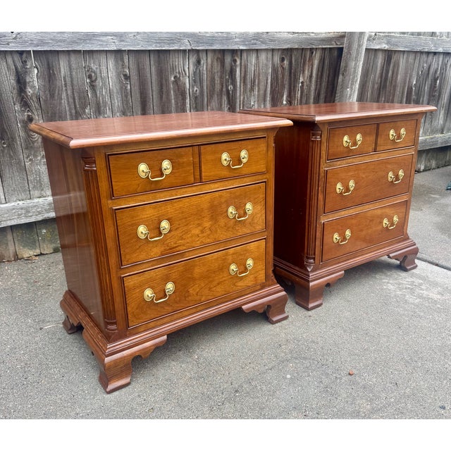 Traditional Stickley 18th Century Style Cherry Night Stands For Sale - Image 3 of 9