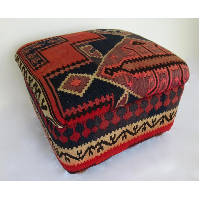 Vintage Turkish Kilim Footed Ottoman With Round Wood Turned Feet Made in Pakistan For Sale - Image 4 of 13