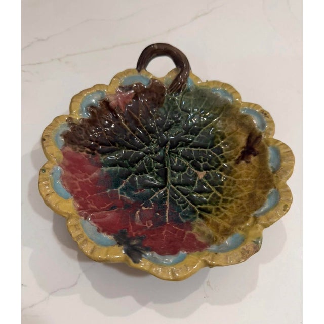Antique 19th C. Victorian Majolica Leaf Dishes - Set of 3 For Sale - Image 9 of 12