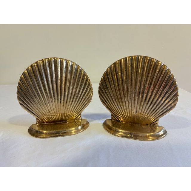 Mid-Century Modern Vintage Brass Scallop Seashell Bookends, Pair For Sale - Image 3 of 6