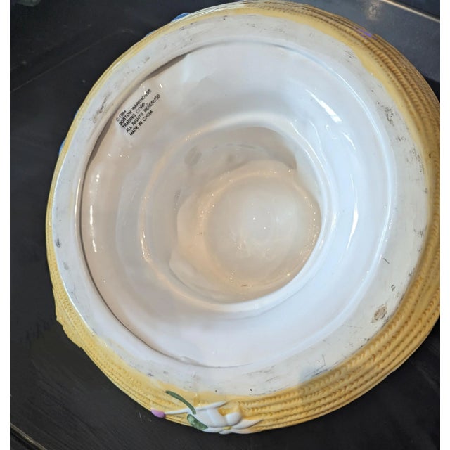 Boston Warehouse Vintage Ceramic Straw Hat Chip and Dip Two-Tier Serving For Sale - Image 4 of 4