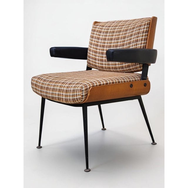 Modern Tube Series Model 704 Armchair by Alain Richard for Marcom, 1960s For Sale - Image 13 of 13