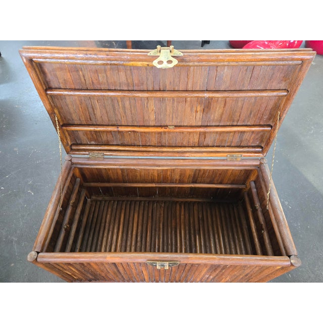 Tan VIntage Rattan Storage Trunk W/ Brass Accents For Sale - Image 8 of 12