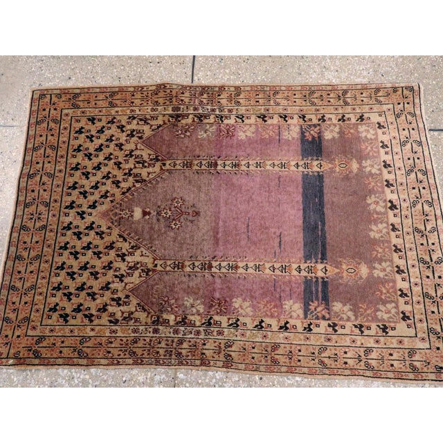 Galerie Shabab Collection Early 20th Century Turkish Sivas Throw Rug For Sale In New York - Image 6 of 8