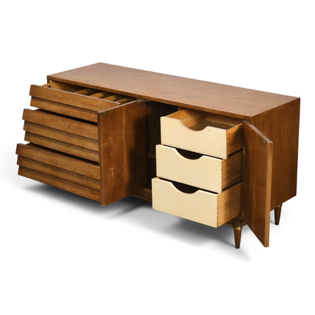 Merton Gershun for American of Martinsville Dania Vintage Mid Century Modern Lowboy Dresser C. 1960s For Sale - Image 11 of 14
