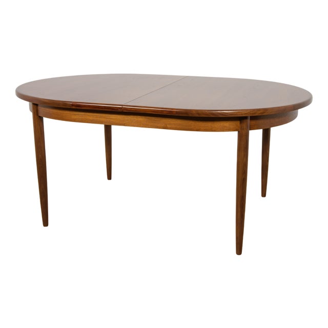Mid-Century Modern Oval Dining Table in Teak from G-Plan, United Kngdom, 1960s For Sale