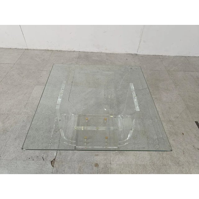 Small Acrylic Coffee Table, 1970s, in Good conditions. Designed 1970 to 1979