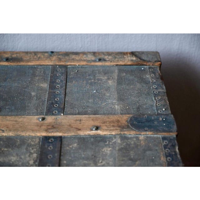 Large Antique Bohemian Wooden and Canvas Travel Trunk, 1920s For Sale - Image 9 of 18