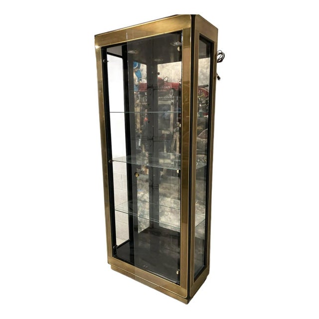 Mastercraft 1970s Brass Vitrine Display Cabinet by Mastercraft For Sale - Image 4 of 6