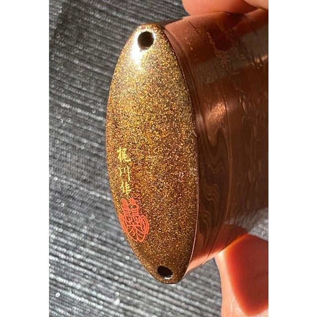 Fine Japanese Lacquered Inro with Inlays by Kajikawa For Sale - Image 9 of 17