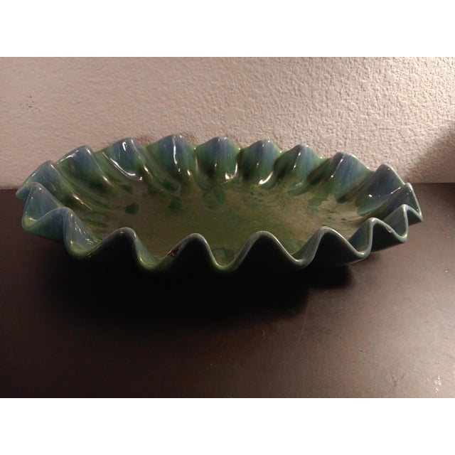1980s Royal Haeger Variegated Glazed Ruffled Ceramic Oval Bowl For Sale In Dallas - Image 6 of 6