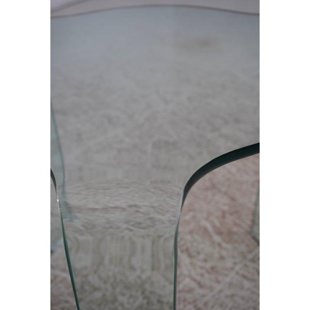 Glass Pair Fiam Italian Bent Glass Modern Design End Tables For Sale - Image 7 of 11