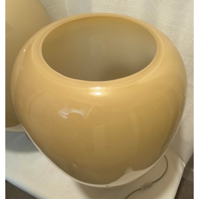 Cream Monumental Global Views Internally Illuminated Polish Glass Luminaires - Cream - a Pair For Sale - Image 8 of 12