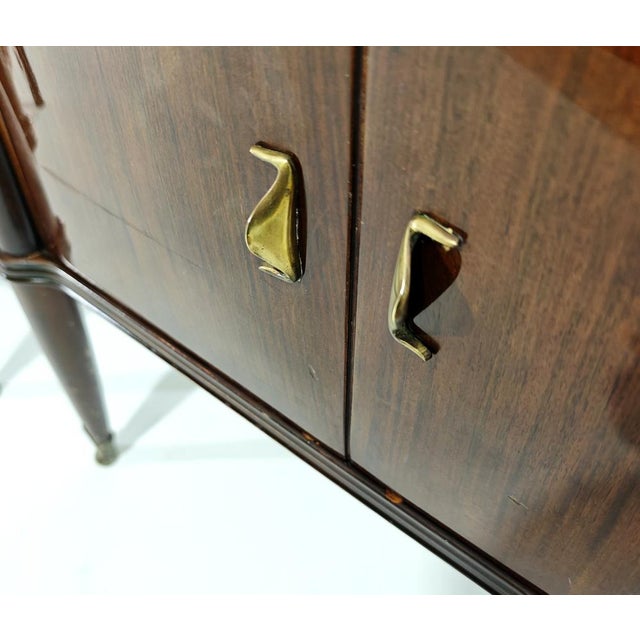 Gray Italian Bedside Tables in Wood, Glass, and Brass in the style of Vittorio Dassi, 1950s, Set of 2 For Sale - Image 8 of 18