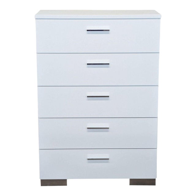 Coaster Felicity Modern 5-Drawer White Chest With Chrome Handles For Sale