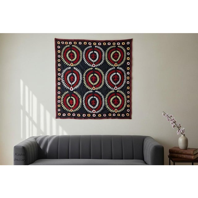 Hand Embroidered suzani from Uzbekistan.Tablecloth, Wall hanging, Bedspread,Bedcover. Suzani handmade size 200x190 cm...