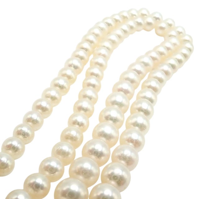 White Mikimoto Yellow Gold Pearl Double Strand Graduated 17" Princess Necklace For Sale - Image 8 of 11