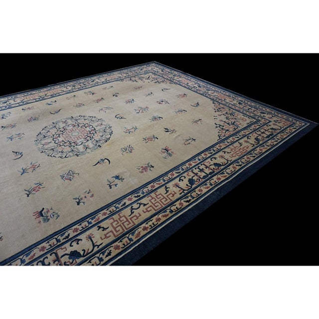 Chinese 1920s Beige Large Deco Floral-Medallion Pattern Antique Chinese Peking Rug For Sale - Image 3 of 9