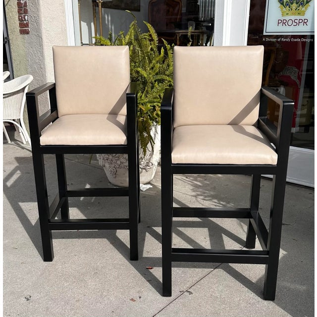 2000 - 2009 Pair of Rose Tarlow Melrose House Exeter Leather Barstools For Sale - Image 5 of 8