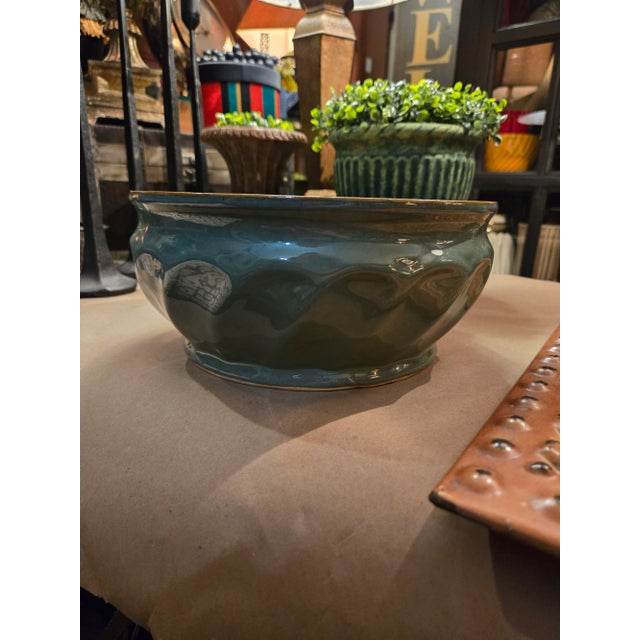 Large 1970s Heavy Vintage Planter Vase With Gold Trim For Sale In Saint Louis - Image 6 of 9