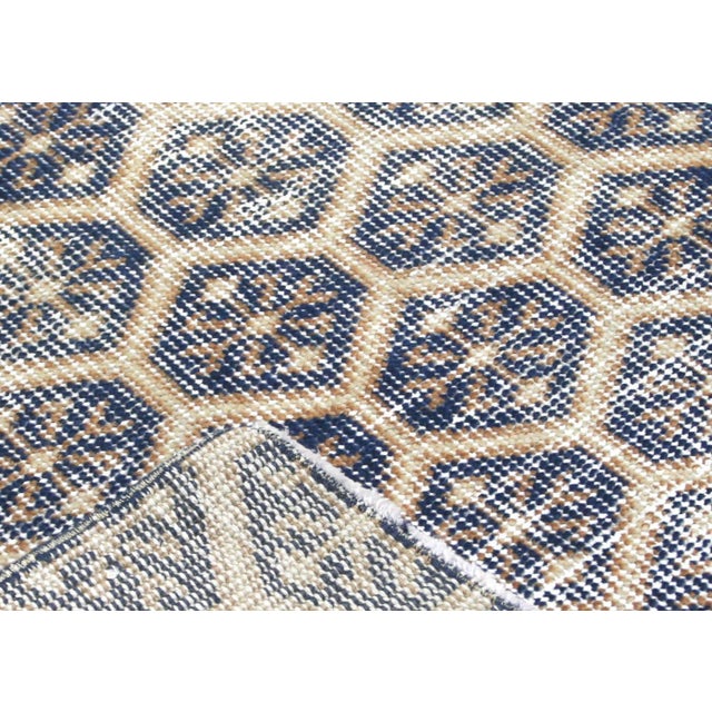 1960s Turkish Mid-Century-Modern Rug For Sale - Image 4 of 5