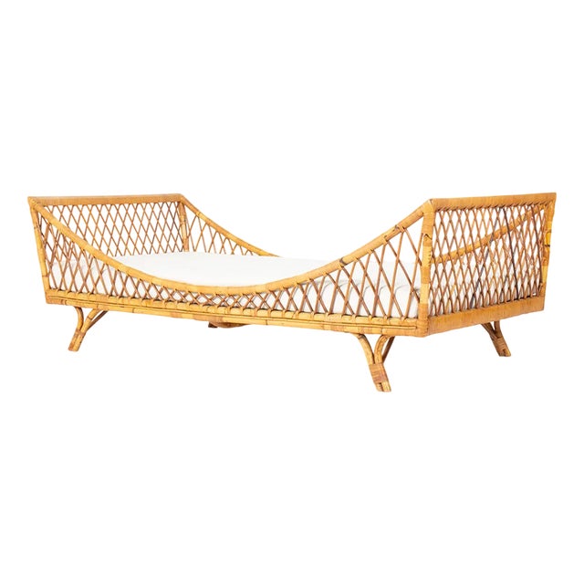 Vintage Daybed in Rattan, 1950 For Sale