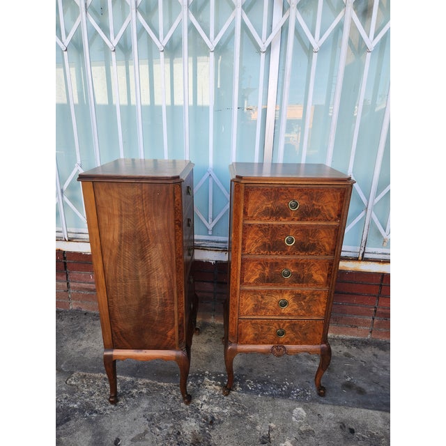 American 1950s Pair of Tall Chests Drawers For Sale - Image 3 of 7