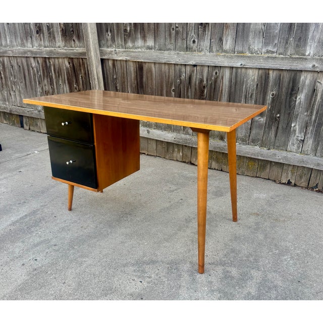 Winchendon Furniture Company Paul McCobb Planner Group Desk For Sale - Image 4 of 6