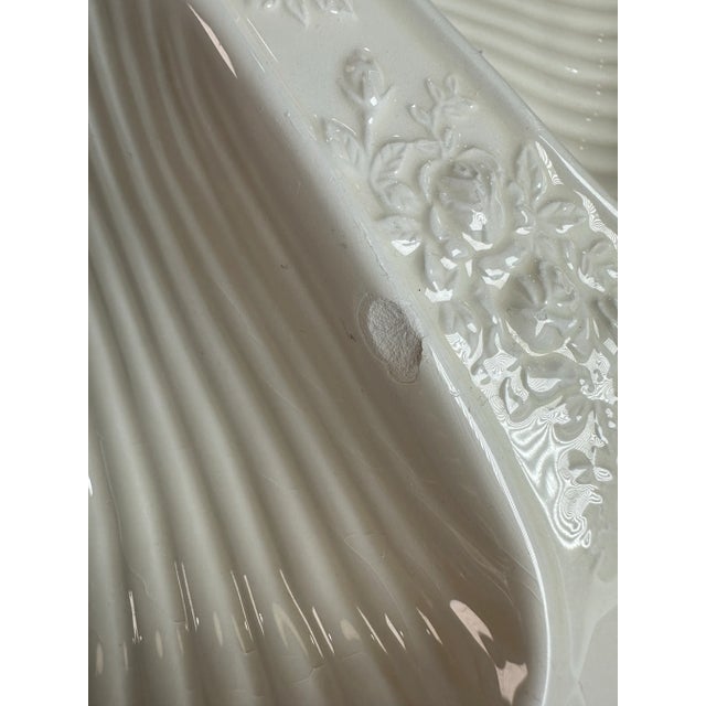 1960s 1960s Old Country Roses (English Buffet Collection) by Royal Albert For Sale - Image 5 of 9