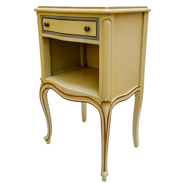 1950s Mid-20th Century Drexel Touraine French Provincial Louis XV Style Crème Peinte Nightstands - A Pair For Sale - Image 5 of 18