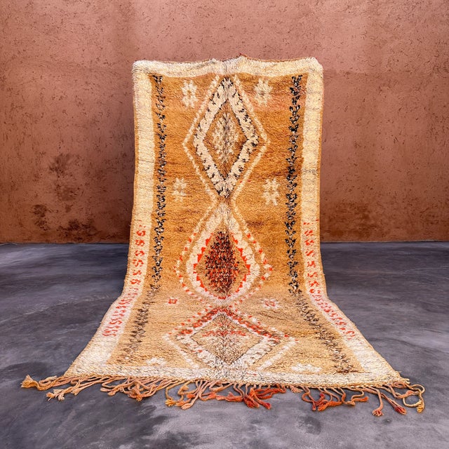 Tribal 1980s Handknotted Moroccan Wool Rug - 5'5" X 11'6" Ft For Sale - Image 3 of 10