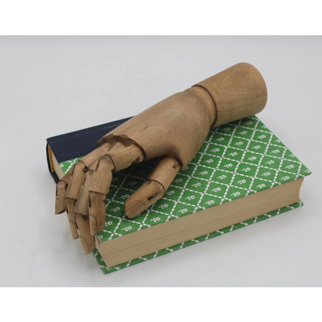 Brown Large 1930s Vintage French Articulated Wooden Hand For Sale - Image 8 of 8