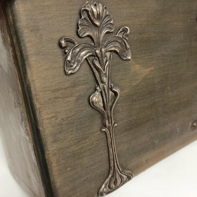 Art Nouveau Postcard Box from Robert Frères Stationery, Switzerland, 1890s For Sale - Image 18 of 18
